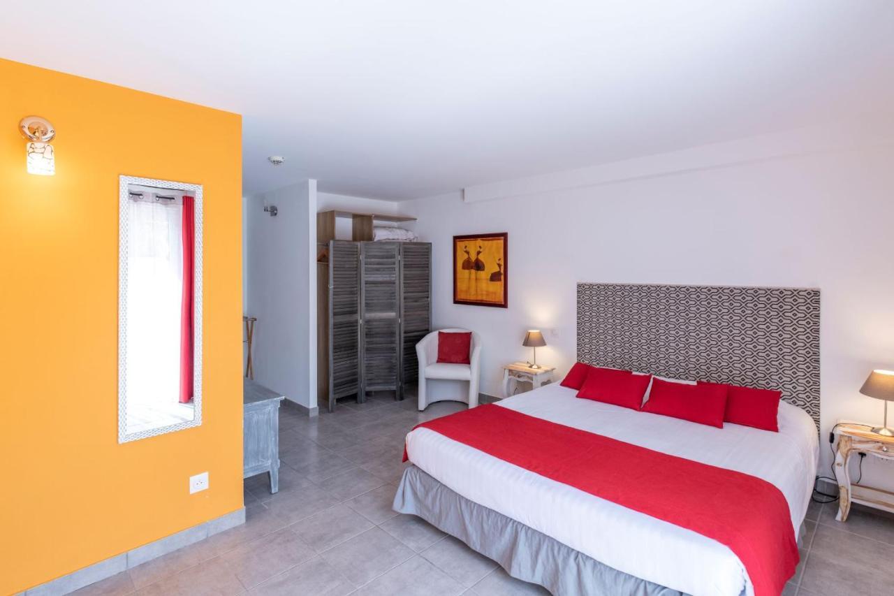 Les Bastides Saint Paul Hotel Exterior photo