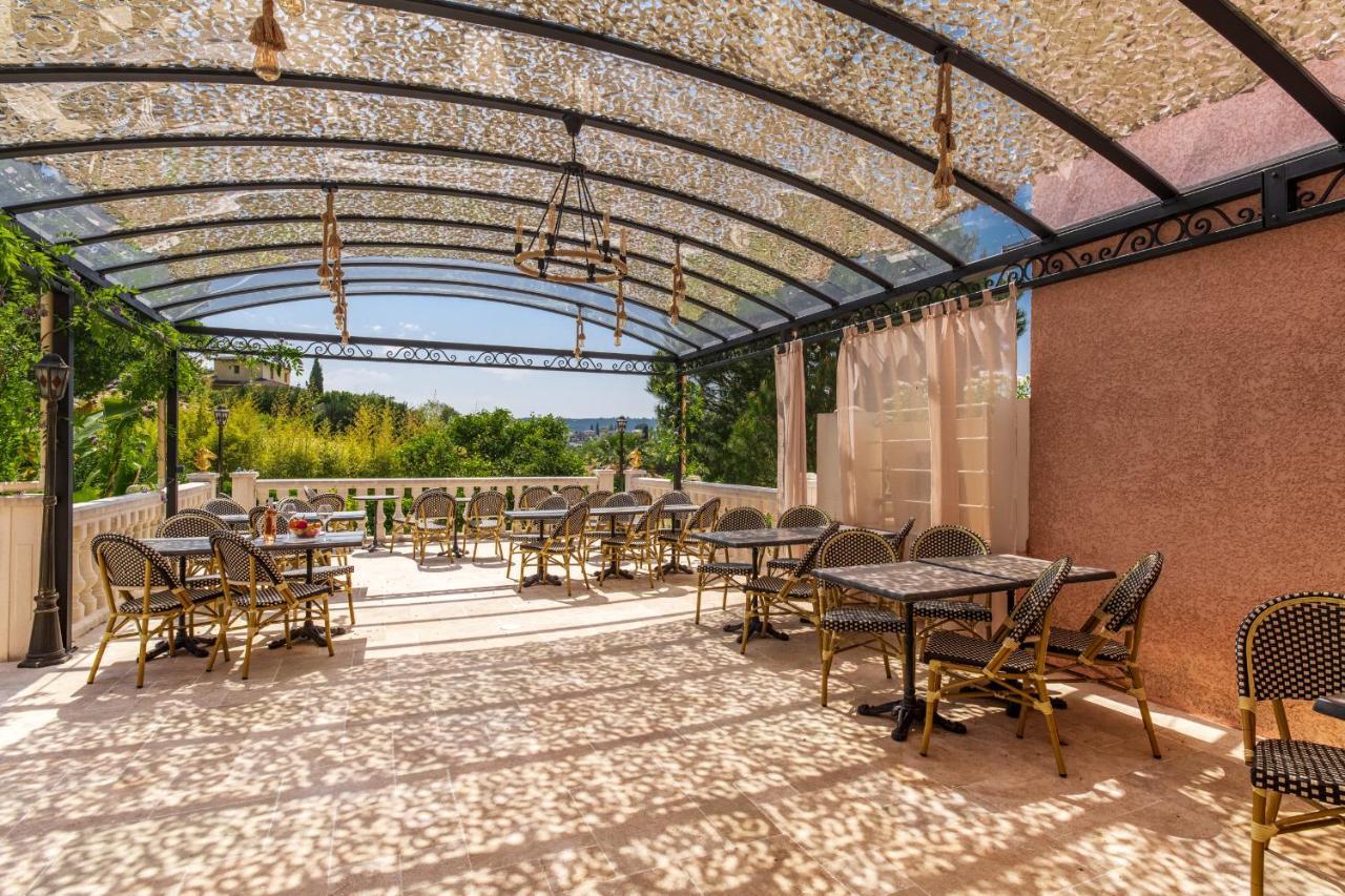 Les Bastides Saint Paul Hotel Exterior photo