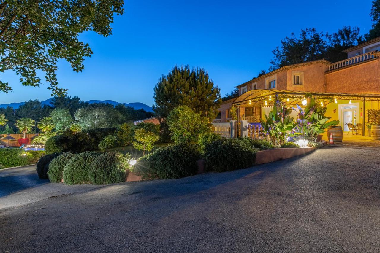 Les Bastides Saint Paul Hotel Exterior photo