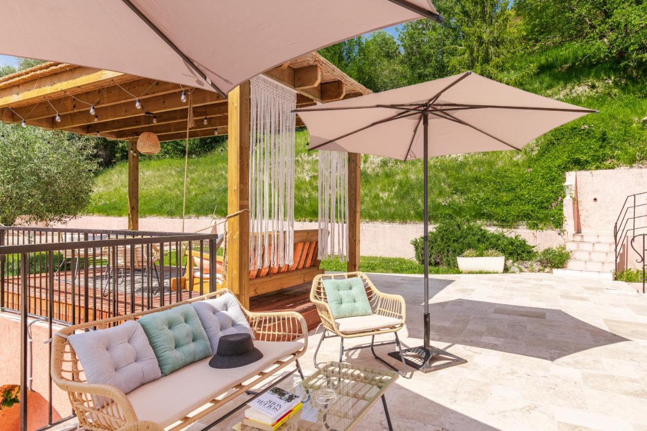 Les Bastides Saint Paul Hotel Exterior photo