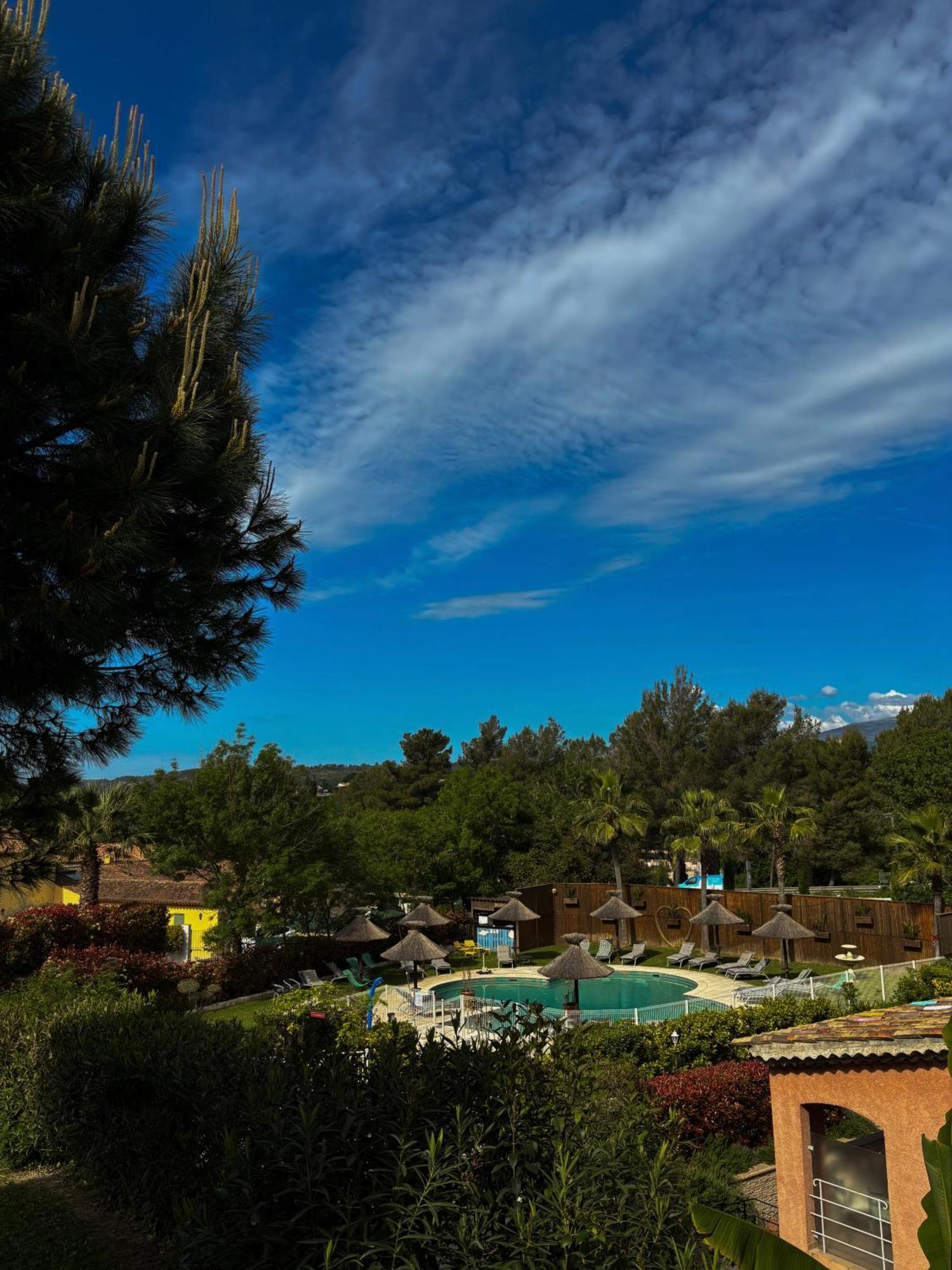 Les Bastides Saint Paul Hotel Exterior photo